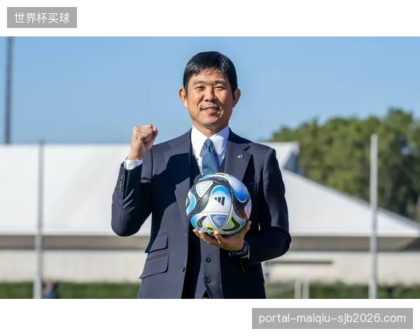 日本队在热身赛中展现了应对密集防守的耐心，森保一认为这是世界杯前绝佳的练兵。